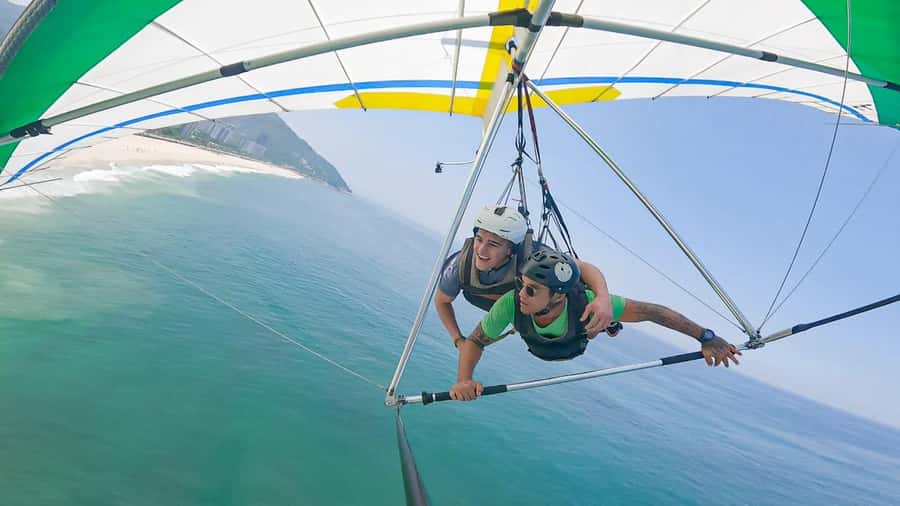 Rio de Janeiro: Hang Gliding or Paragliding Flight - Hang gliding or paragliding: what the choice means