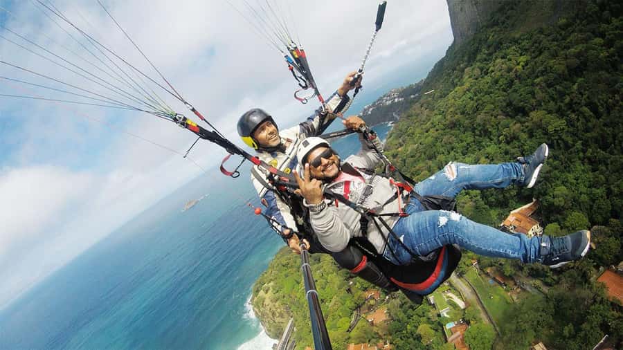 Rio de Janeiro: Paragliding with Hotel Pick-up & Drop-off - Practical advice for a smoother flight