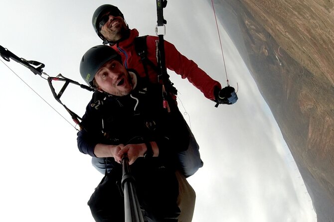ROLLERCOASTER FLIGHT tandem paragliding Lanzarote with adrenalin - The first minutes: a smooth start above Lanzarote
