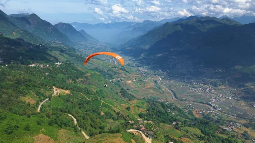 Sapa: Tandem Paragliding Adventure with Pickup & Drop-off - Why flying over Sapa feels different