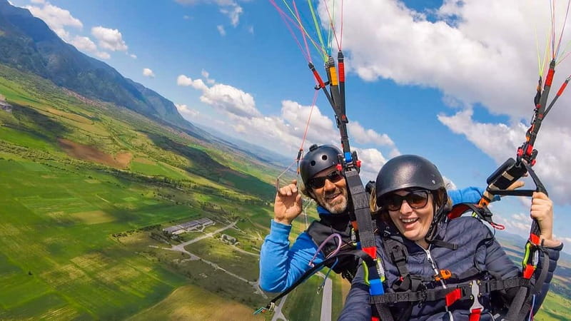 Sofia: Paragliding Adventure with visit of Koprivshtitsa - The tandem flight above the Thracian Valley