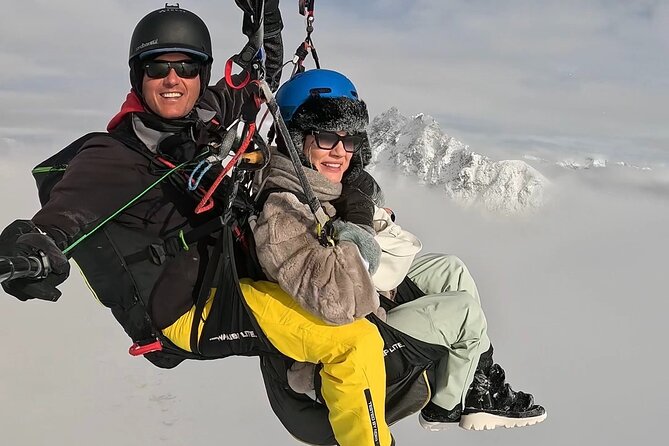St. Moritz Paragliding Flight Experience - Meeting at Corvatsch AG in Silvaplana
