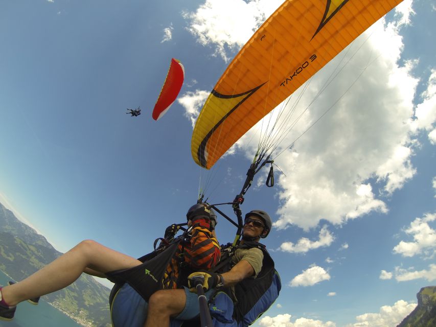 Stans: Tandem Paragliding Experience - A short flight with big mountain views