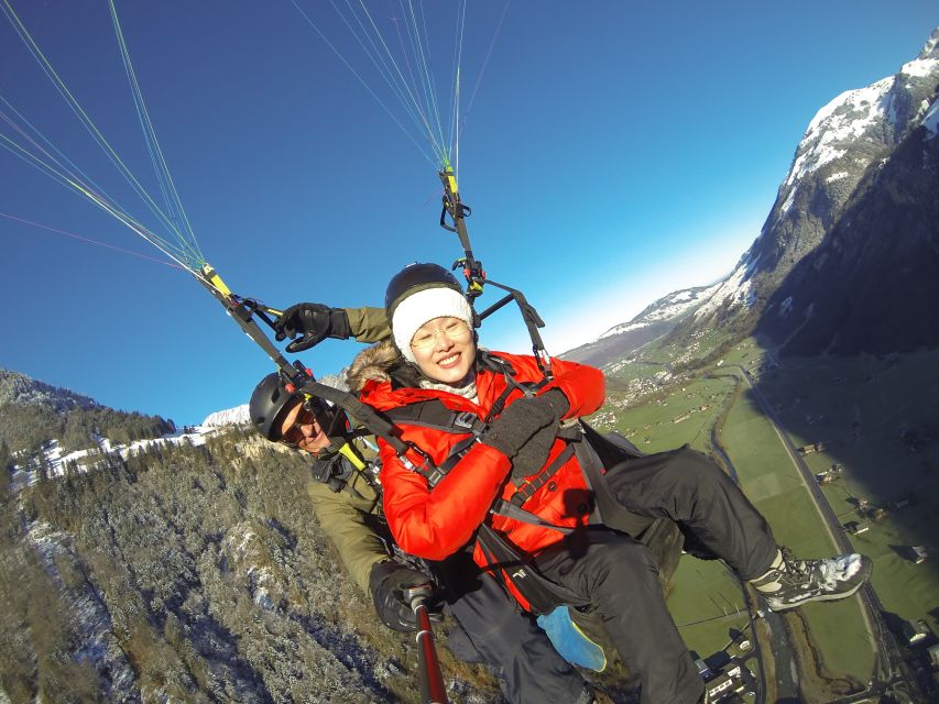 Stans: Tandem Paragliding Experience - Weather, timing, and flexibility