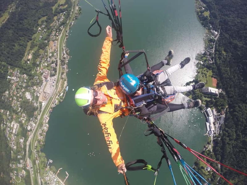 Tandem flight: Paragliding panorama tandem flight - Why the small group helps