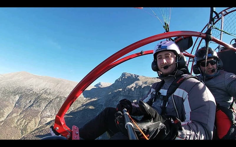Tandem flight with paramotor from above ioannina zagori - Key points before you book