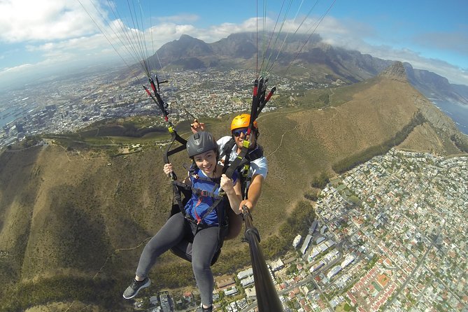 Tandem Paragliding Flight - Signal Hill or Lions Head: why the launch site matters