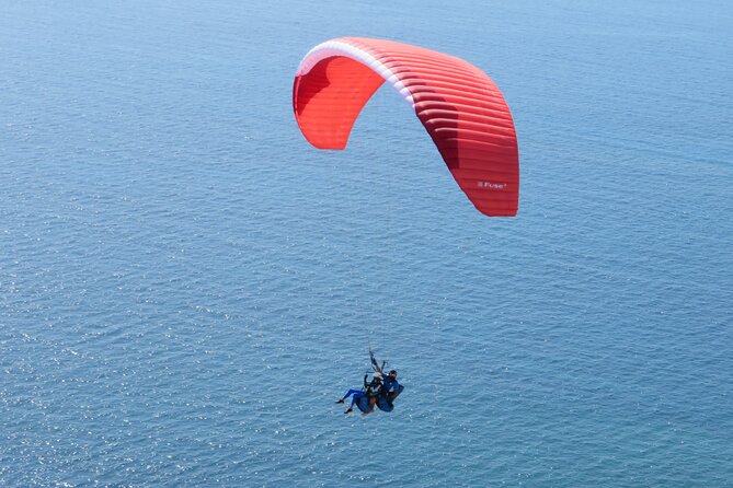 Tandem Paragliding Flight in Costa Adeje from 1100m - What the 1100-meter flight is really like