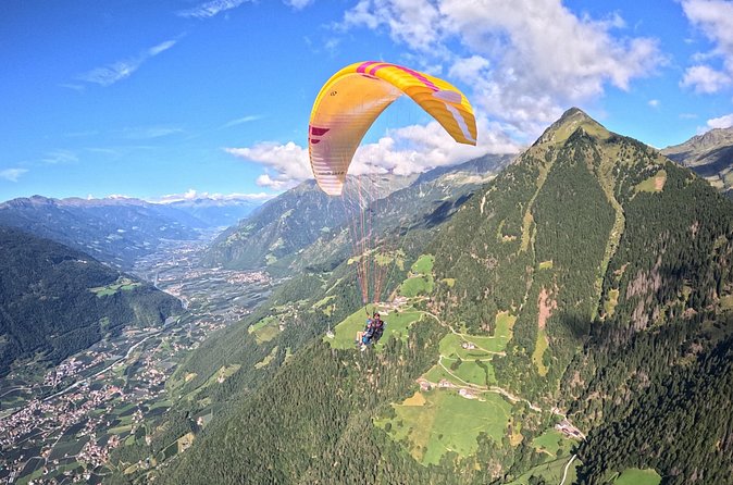 Tandem Paragliding Flight in Dorf Tirol, Merano - Landing beside the TirolFly office