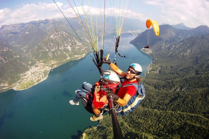 Tandem Paragliding Flight in Lombardy - Fitness, nerves, and the takeoff run