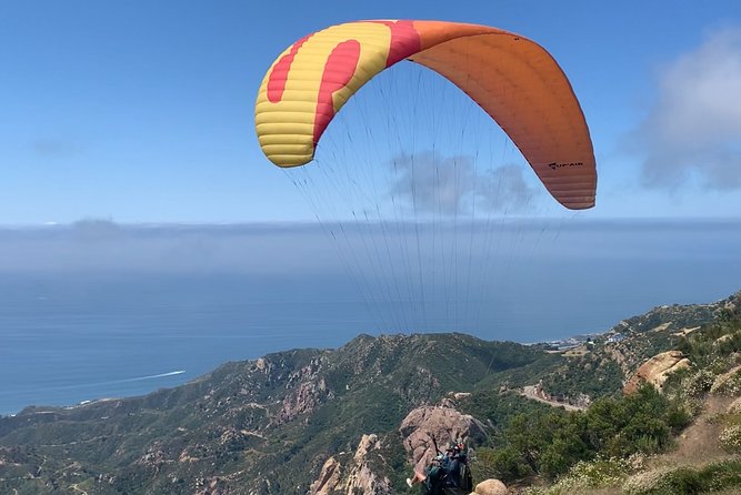 Tandem Paragliding flight with instructor in Malibu - Weather can change the whole day