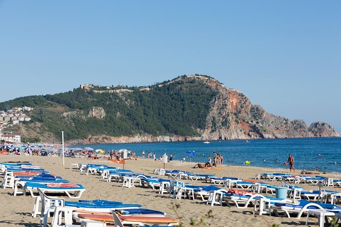 Tandem Paragliding in Alanya - Flying above Yassi Tepe and Cleopatra Beach