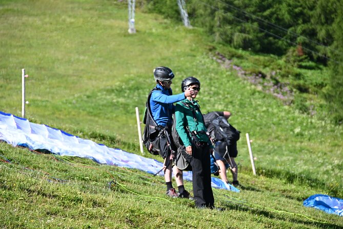 Tandem paragliding in the Stubai Valley near Innsbruck - Fulpmes and the wider valley view