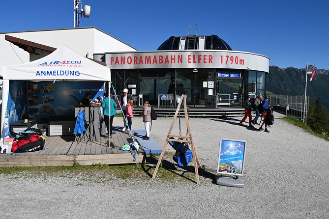 Tandem paragliding in the Stubai Valley near Innsbruck - Photos and video for €30