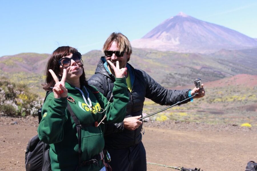 Tenerife: Acrobatic Paragliding Tandem Flight - Safety, experience, and the people guiding you