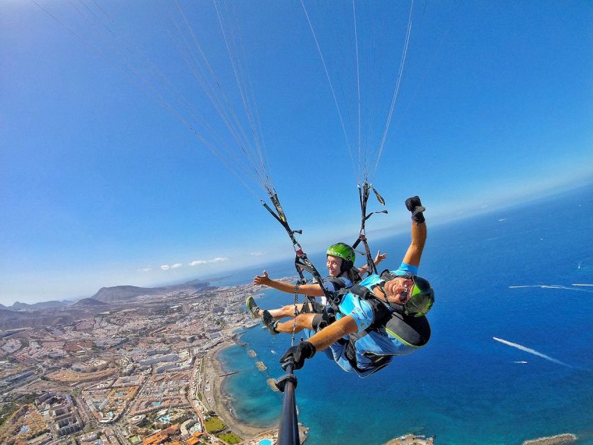 Tenerife: Tandem Paragliding Flight with Pickup - The approach to Playa la Enramada