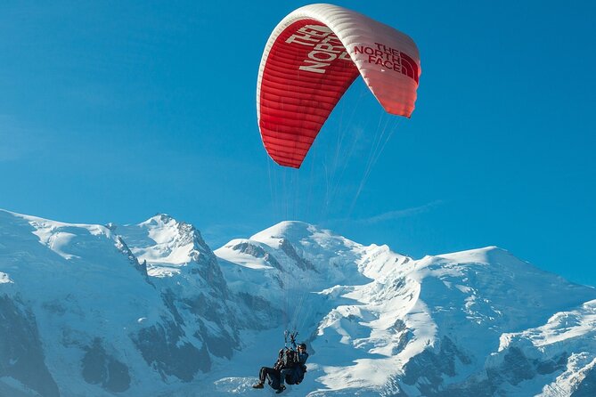 Two-seater paragliding flight in Chamonix - Taking off at 29 Rte Henriette dAngeville