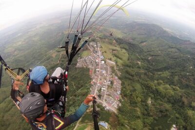 Unique experience flying paragliding