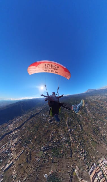 Vuelo Parapente Tenerife Teide (2200 metros) - Preparing with a certified tandem pilot