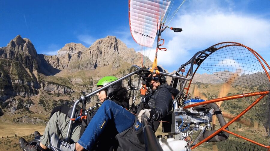 Zaragoza: Aragonese Paragliding Experience - Cierzo Flight brings the technical experience