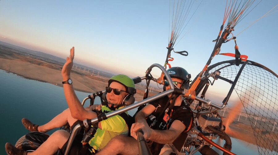 Zaragoza: Aragonese Paragliding Experience - Photos, video, and the mini SD card detail