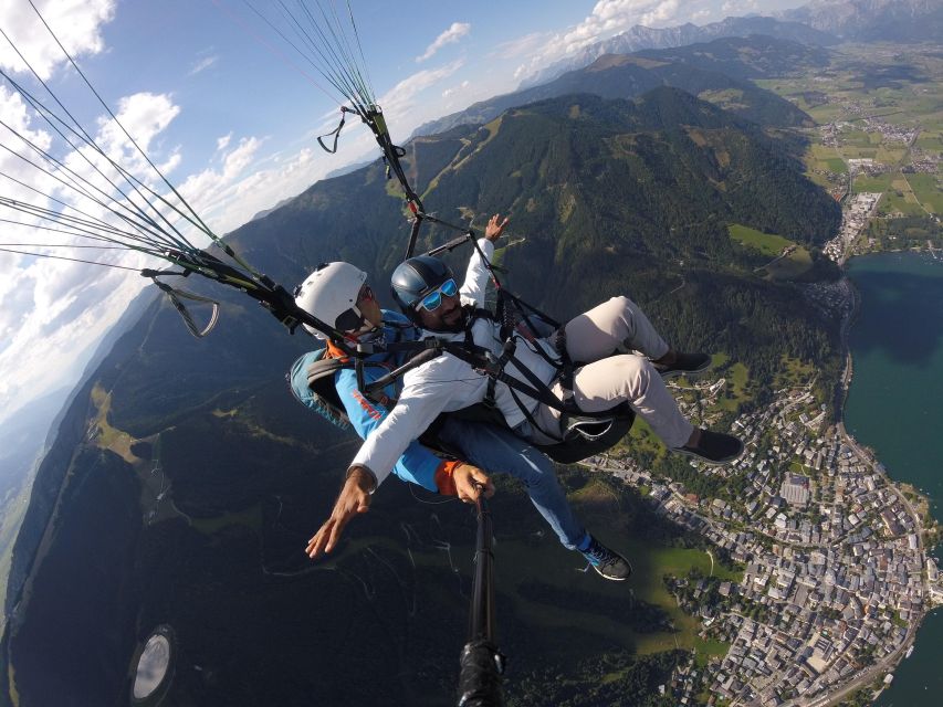 Zell am See: Paragliding Tandem Flight - Safety, instruction, and the pilots